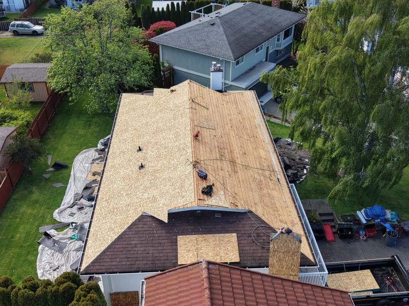One trusted team for every roof.